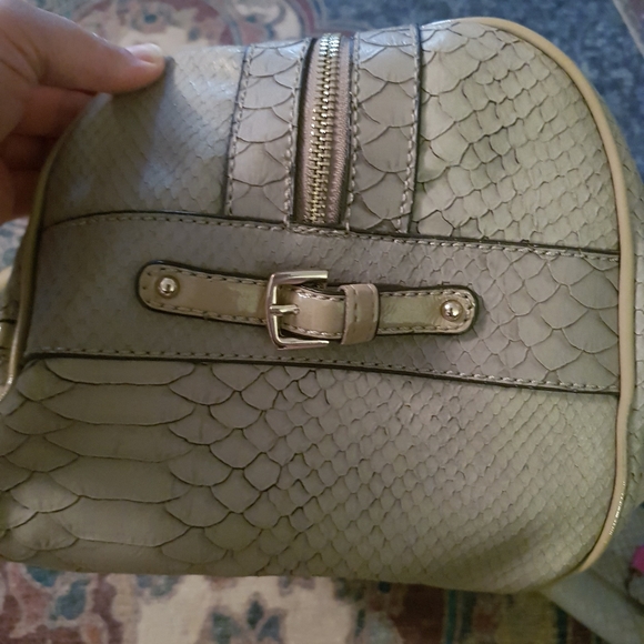 Handbag and wallet - Picture 5 of 15